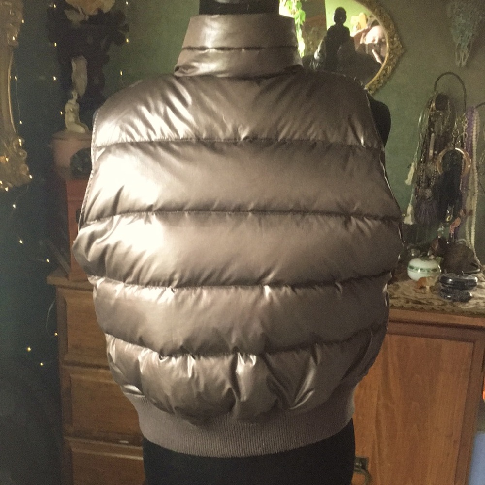 Reversible vest - Picture 3 of 4